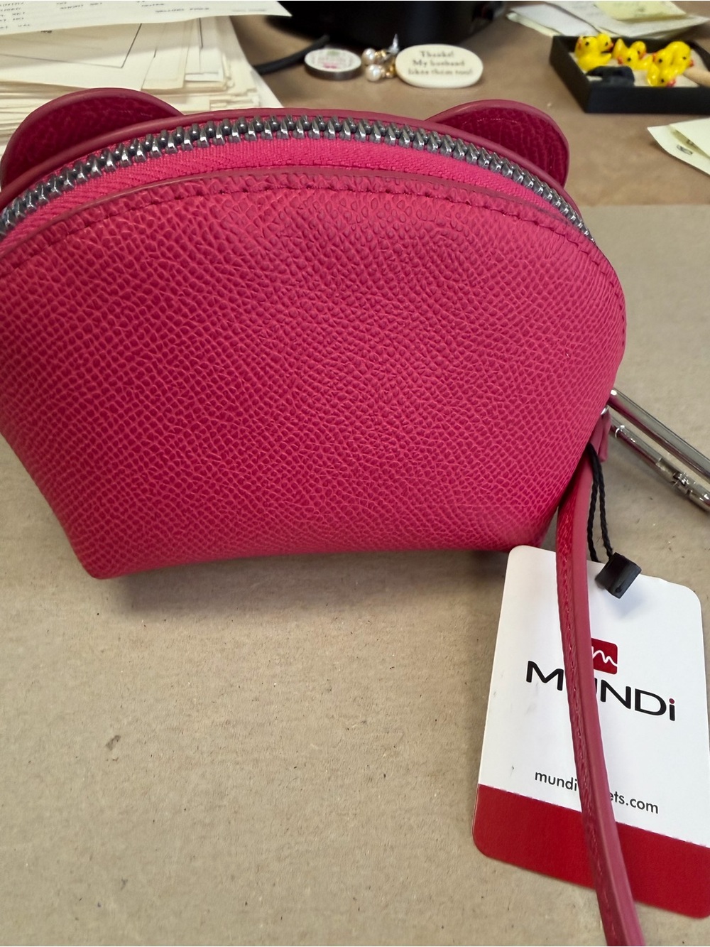 Mundi Pocket Pet Pink Elephant Wristlet NWT - Picture 3 of 4